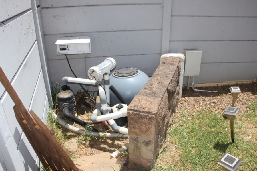 To Let 3 Bedroom Property for Rent in Heldervue Western Cape